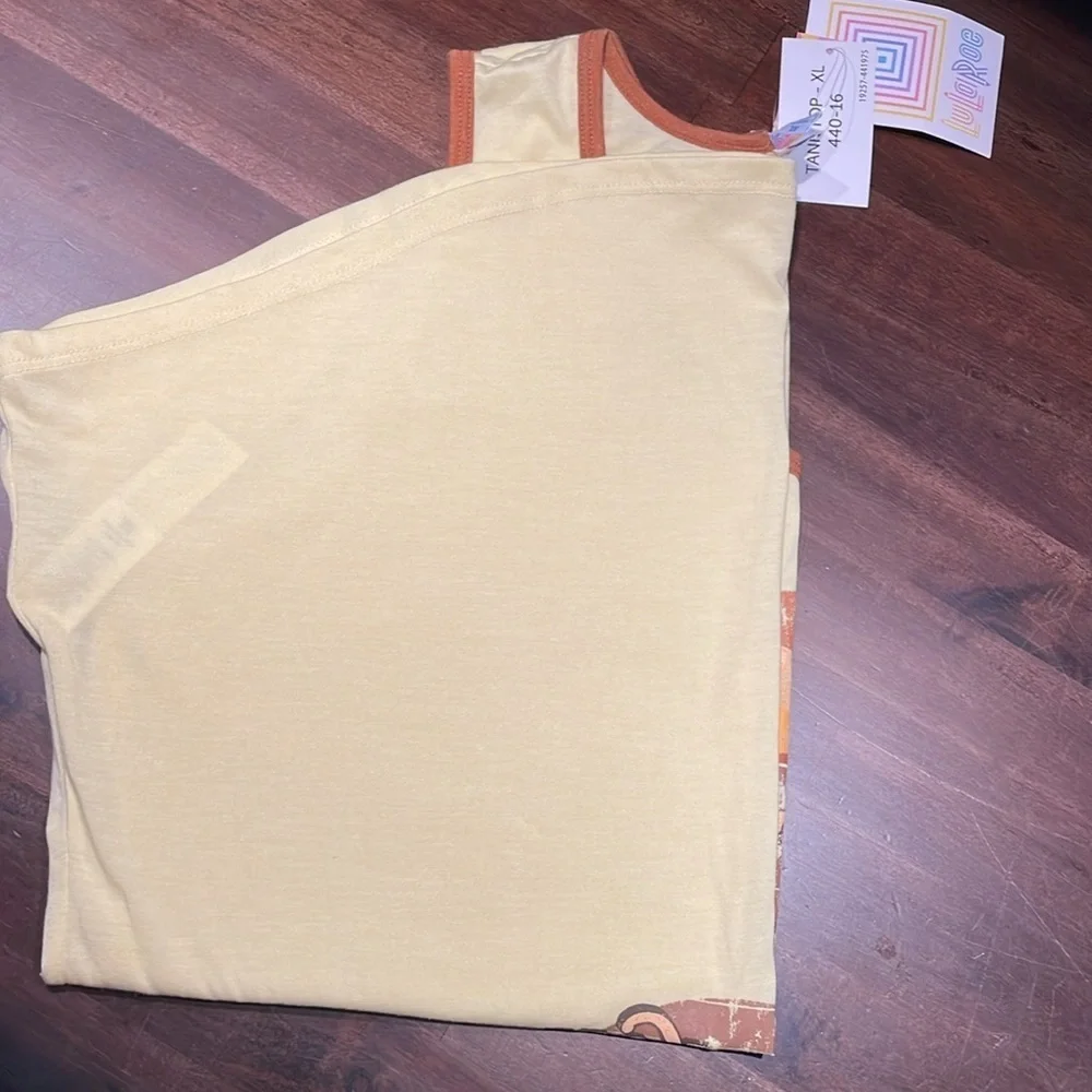 LulaRoe tank Size XL - Picture 4 of 6